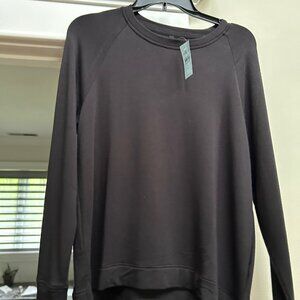 sweat shirt